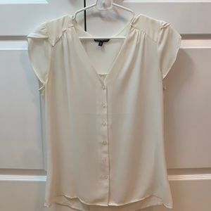 White short sleeve blouse